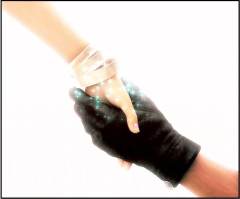 Aerith et Cloud mains